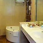 אתר נופש Green Beach Resort 5*