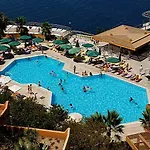 Green Beach Resort 5* גונדוגן