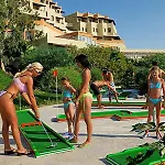 Green Beach Resort גונדוגן