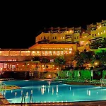 אתר נופש Green Beach Resort גונדוגן