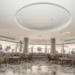 אתר נופש Green Beach Resort 5*