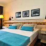 Green Beach Resort 5*