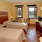 Green Beach Resort 5* גונדוגן
