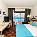 אתר נופש Green Beach Resort 5*