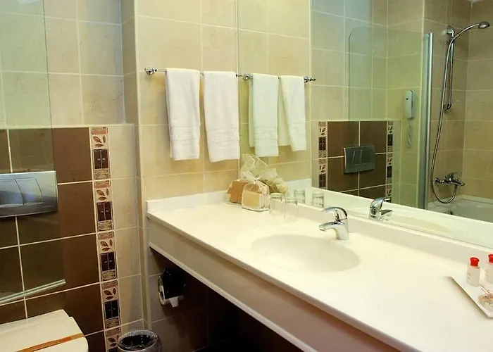 Resort Green Beach Resort 5*