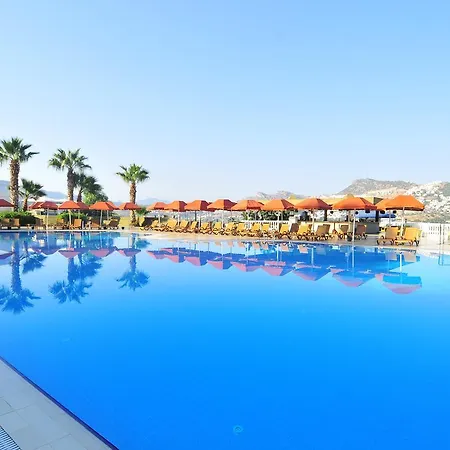 Green Beach Resort Complex 5*