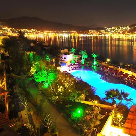 Green Beach Resort Complex Gündoğan