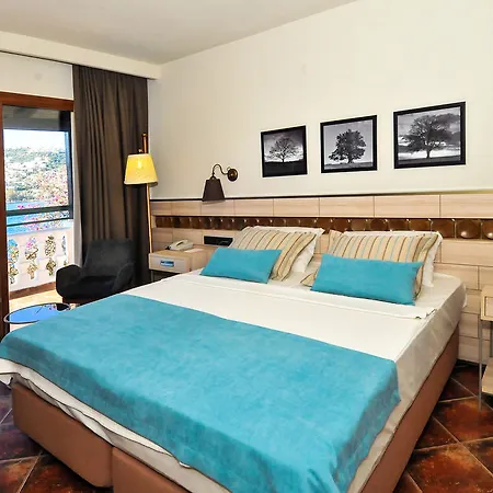 绿色海滩度假村 5* 京多安