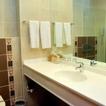 Complex Green Beach Resort 5*